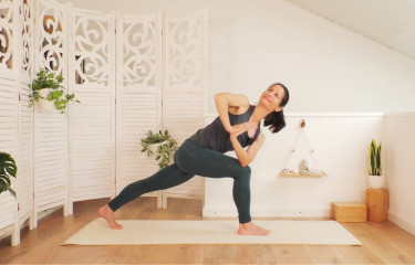 Flusso energizzante – Yoga Flow
